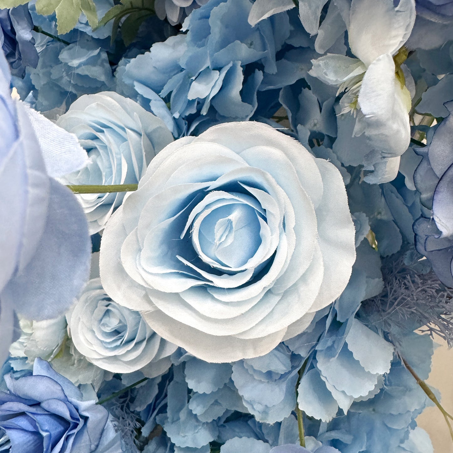 2x2m Blue & White Artificial Flower Moon Shaped Arch for Wedding Party Decor