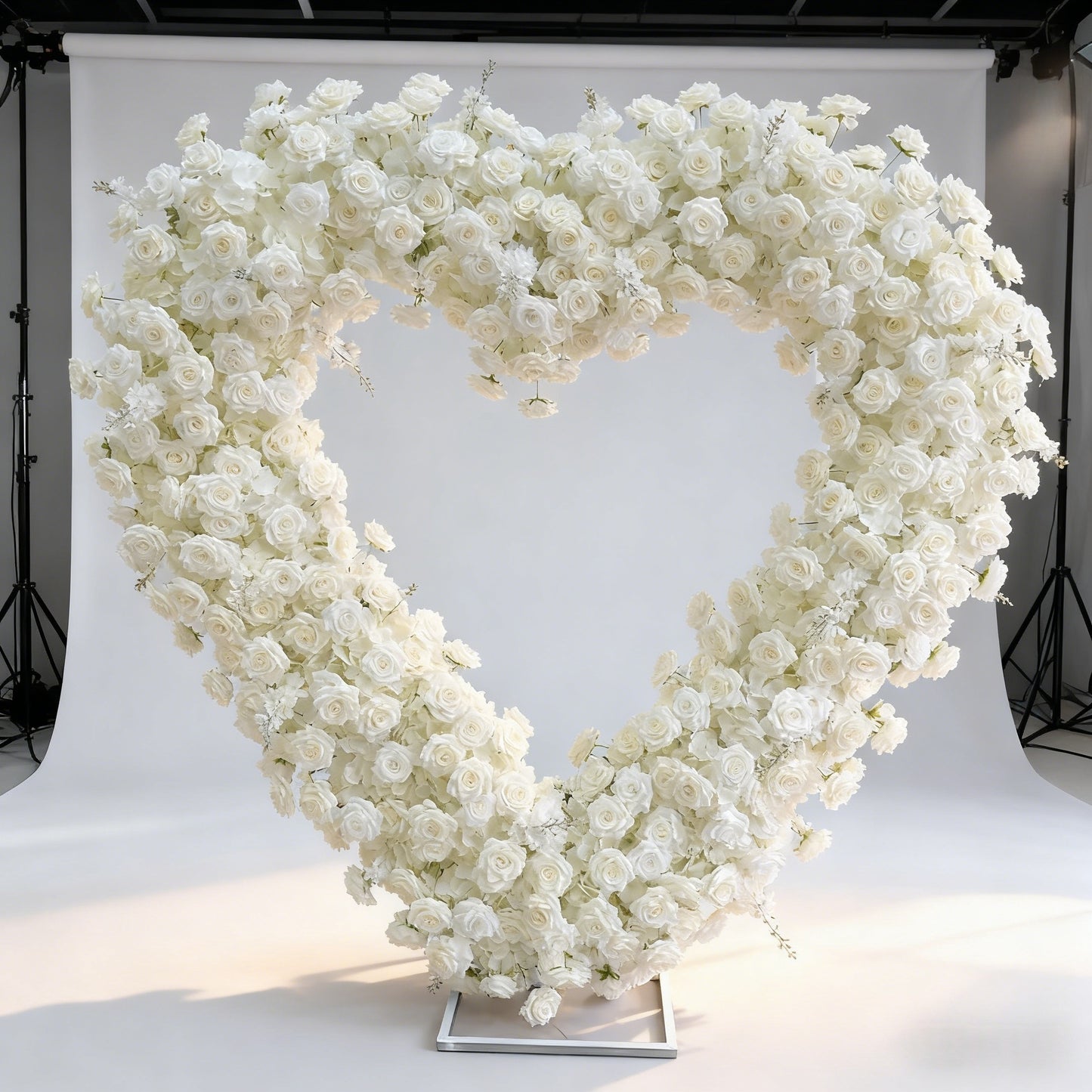 2x2m White Rose Floral Artificial Flower Heart Shaped Arch for Wedding Decoration